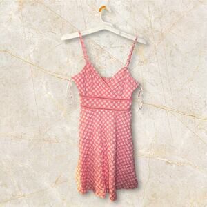 Francesca’s Jun & Ivy Floral Embroidered Dress NWT Size Small Daisy Dress Pink